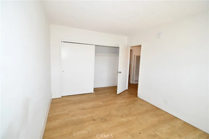 7104 San Pedro, Los Angeles, California 90003
