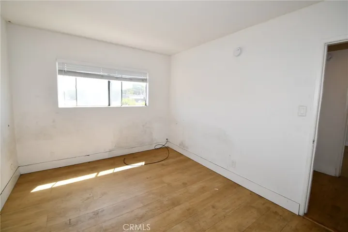 7104 San Pedro, Los Angeles, California 90003