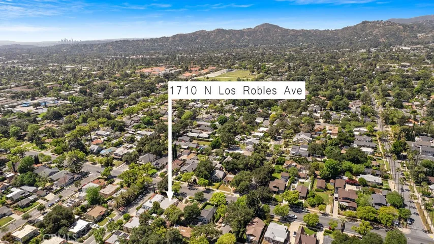 1710 N Los Robles, Pasadena, California 91104
