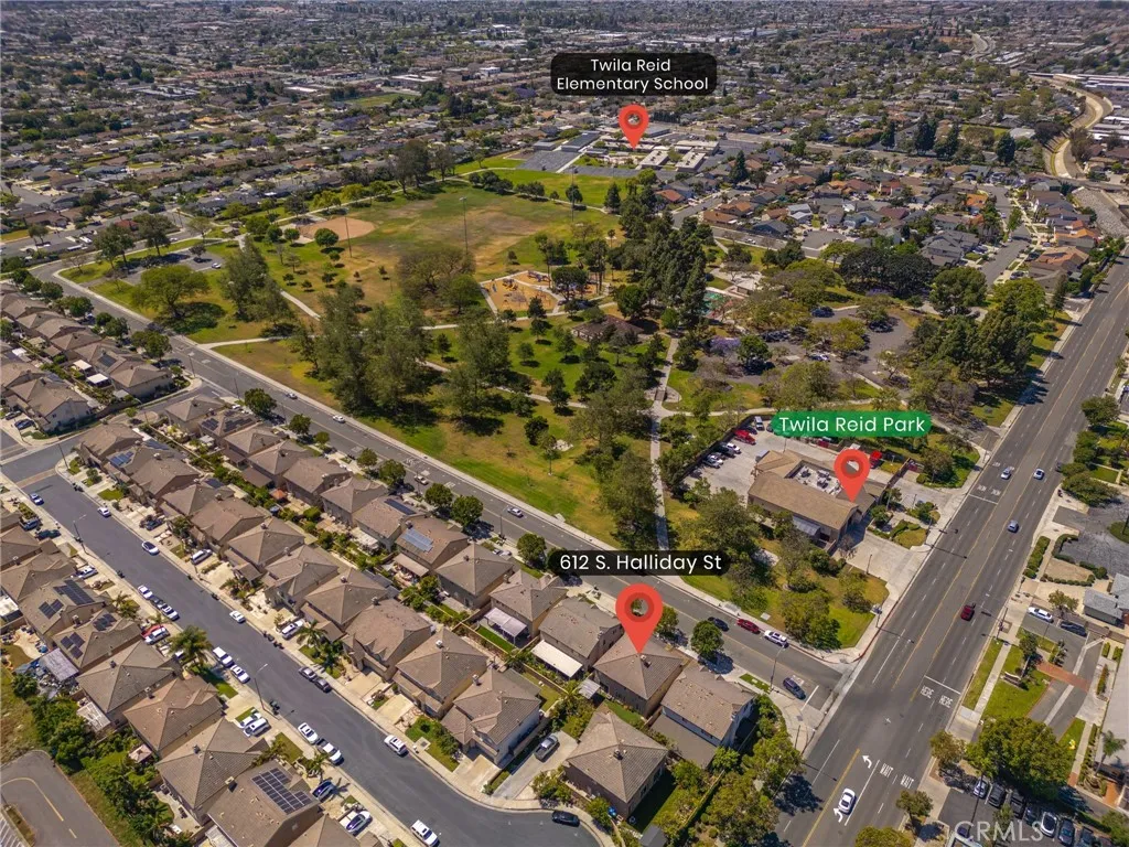 AERIAL SURROUNDING AREA/ TWILA PARK