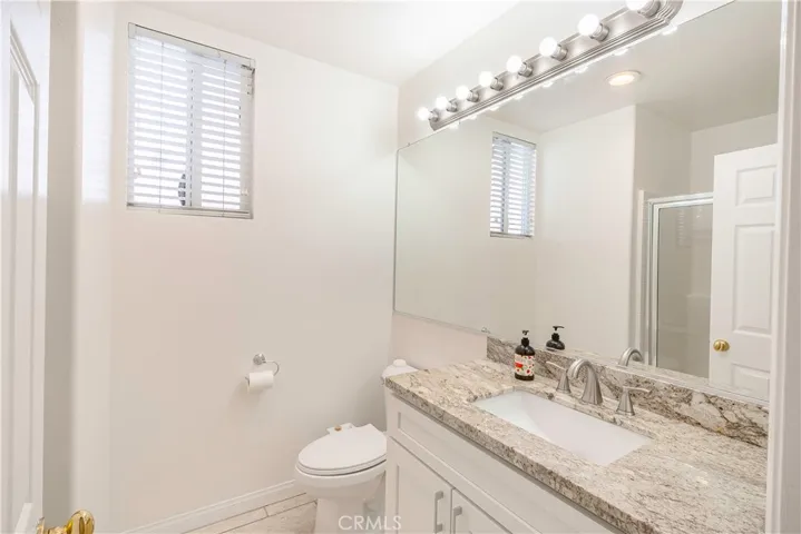 MAIN FLOOR BATH 1