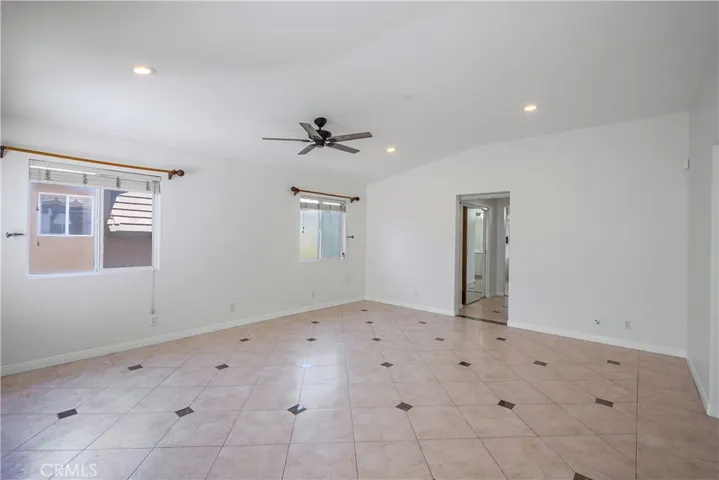 PRIMARY ROOM