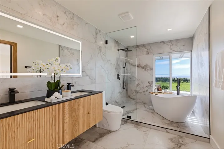 3501 Sausalito, Corona Del Mar, California 92625