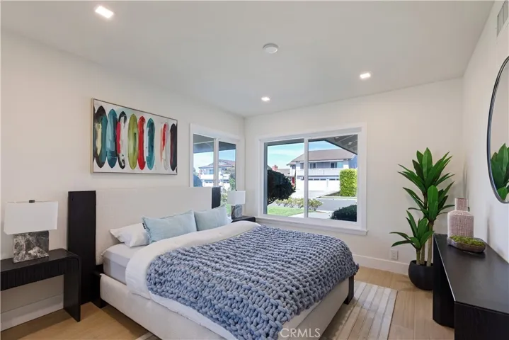 3501 Sausalito, Corona Del Mar, California 92625