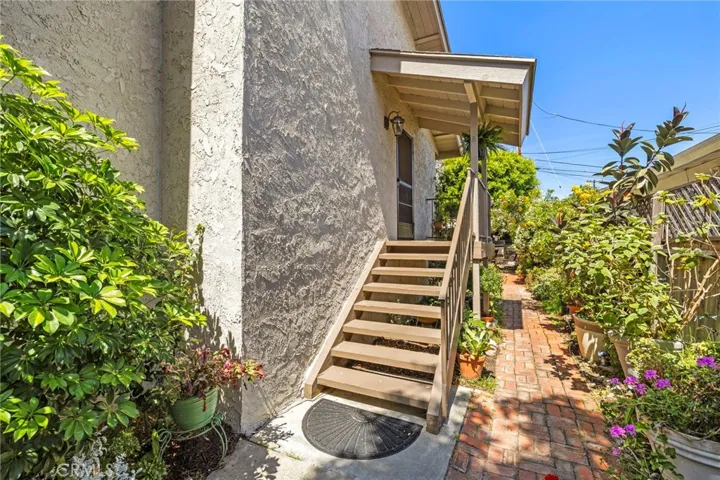 216 W Escalones, San Clemente, California 92672