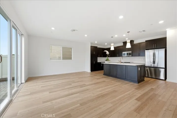 Gourmet Kitchen Center Island and Dining Area
