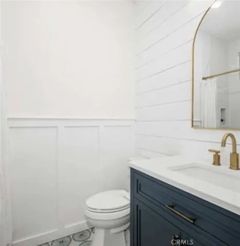upstairs bathroom