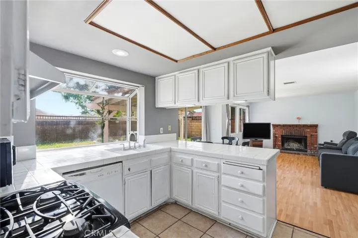 43920 Comstock, Lancaster, California 93535