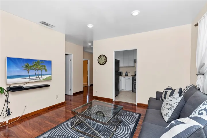 161 N Willaman Drive, Beverly Hills, California 90211
