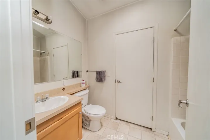 5131 Cygnet Road A-b, Phelan, California 92371