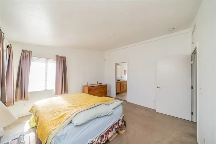 5131 Cygnet Road A-b, Phelan, California 92371