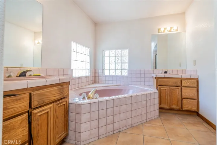 5131 Cygnet Road A-b, Phelan, California 92371