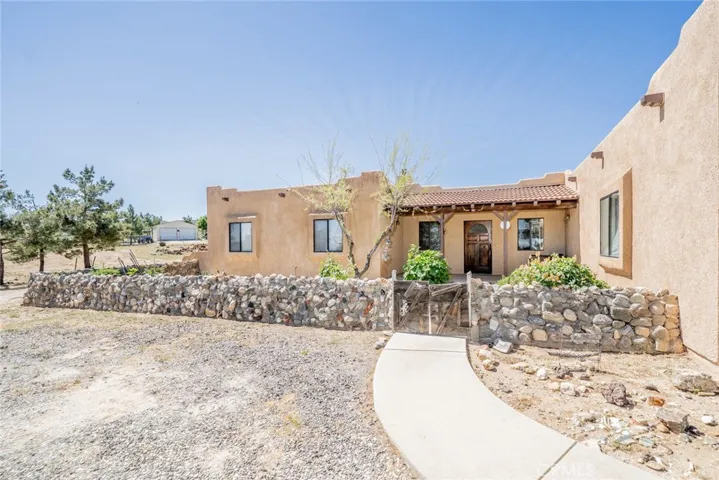 5131 Cygnet Road A-b, Phelan, California 92371