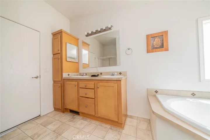 5131 Cygnet Road A-b, Phelan, California 92371