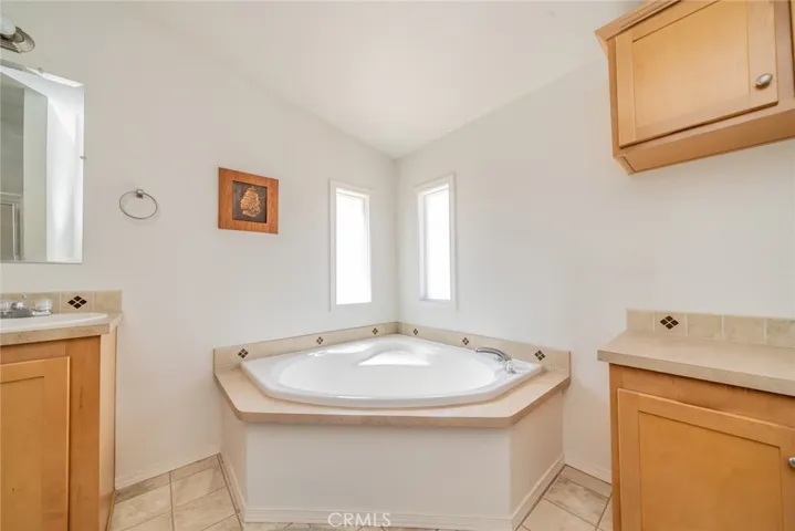 5131 Cygnet Road A-b, Phelan, California 92371