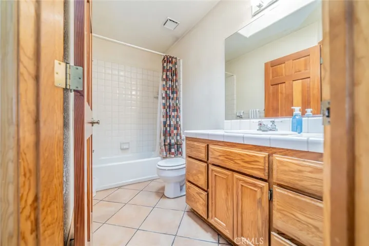 5131 Cygnet Road A-b, Phelan, California 92371