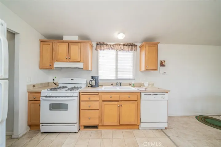 5131 Cygnet Road A-b, Phelan, California 92371