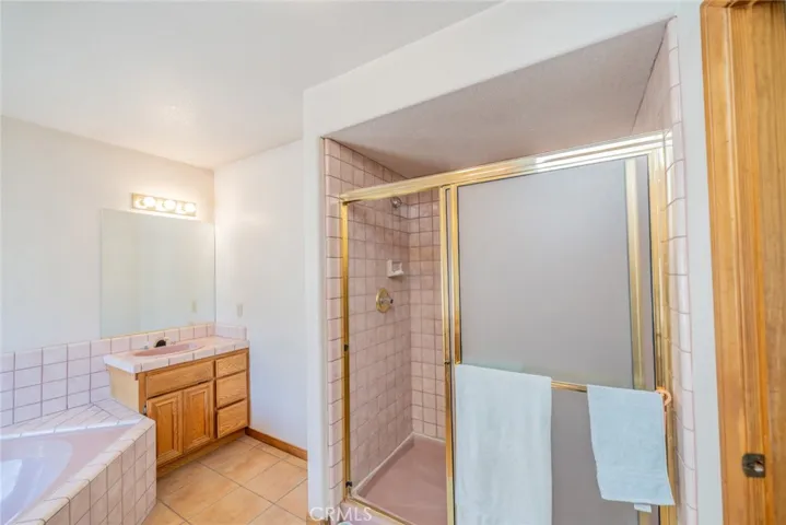 5131 Cygnet Road A-b, Phelan, California 92371