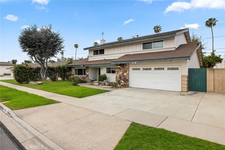 718 Kenoak, Placentia, California 92870