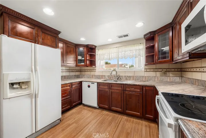 718 Kenoak, Placentia, California 92870