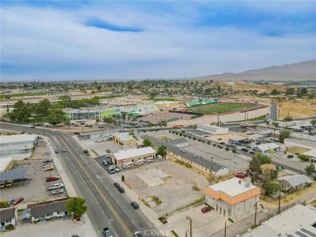 16650 Mojave Dr, Victorville, California 92395