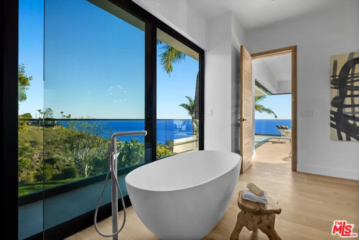 4732 Avenida Del Mar, Malibu, California 90265