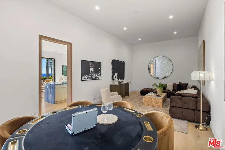 4732 Avenida Del Mar, Malibu, California 90265