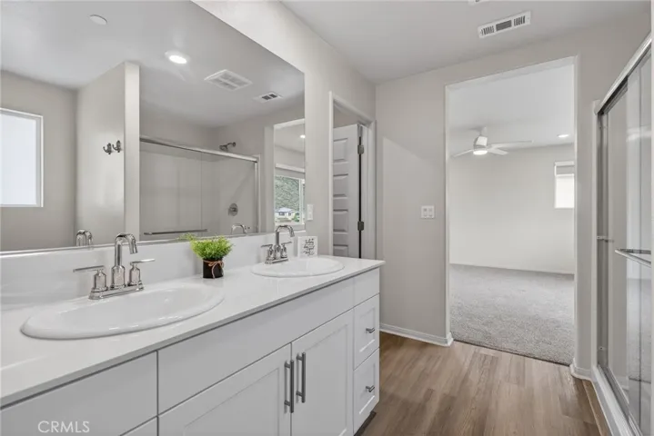 Dual Sinks