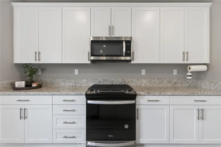 Granite Countertops -oven / stovetop and microwave