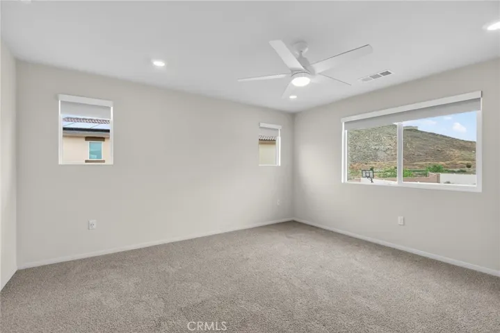 Primary Room - Mountain View