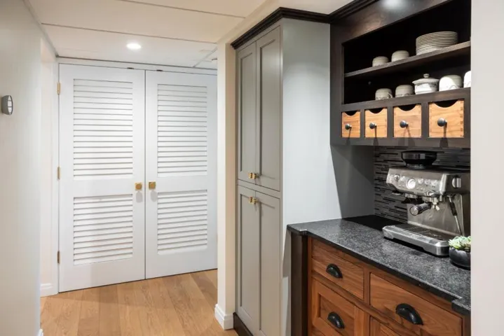 226 W Edith Avenue 20, Los Altos, California 94022