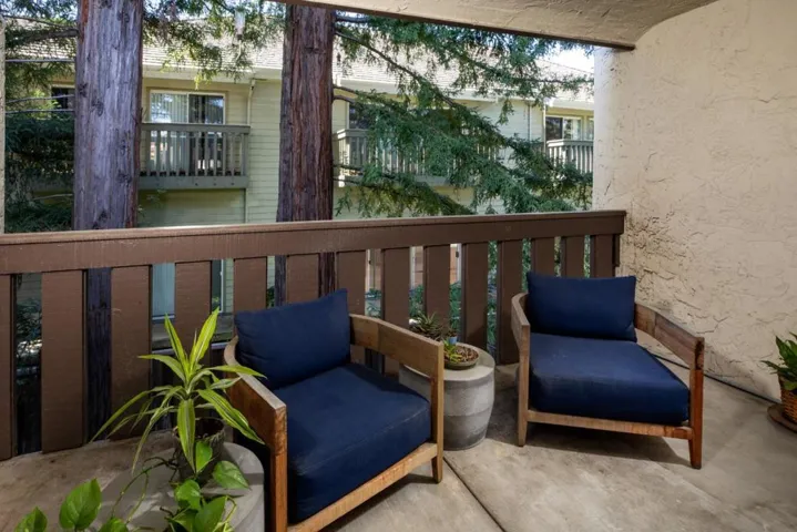 226 W Edith Avenue 20, Los Altos, California 94022