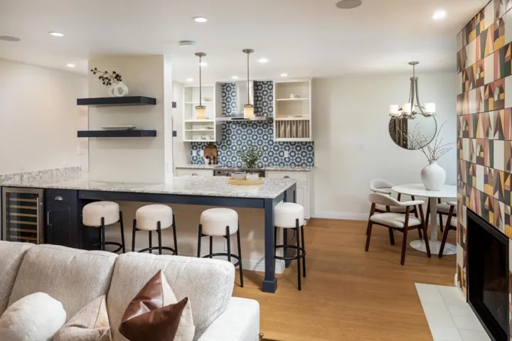 226 W Edith Avenue 20, Los Altos, California 94022