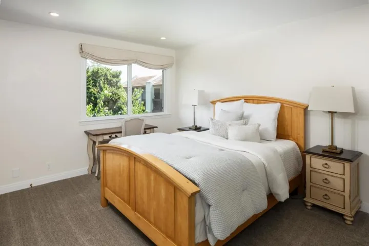 226 W Edith Avenue 20, Los Altos, California 94022