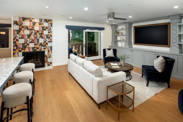 226 W Edith Avenue 20, Los Altos, California 94022
