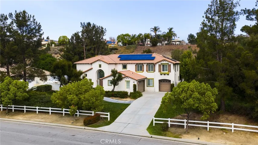 1000 Creekside, Redlands, California 92373