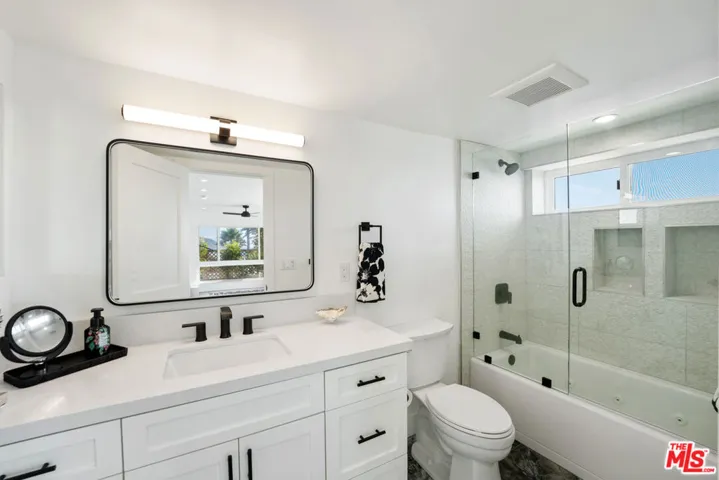 11838 Ebbtide Lane, Malibu, California 90265