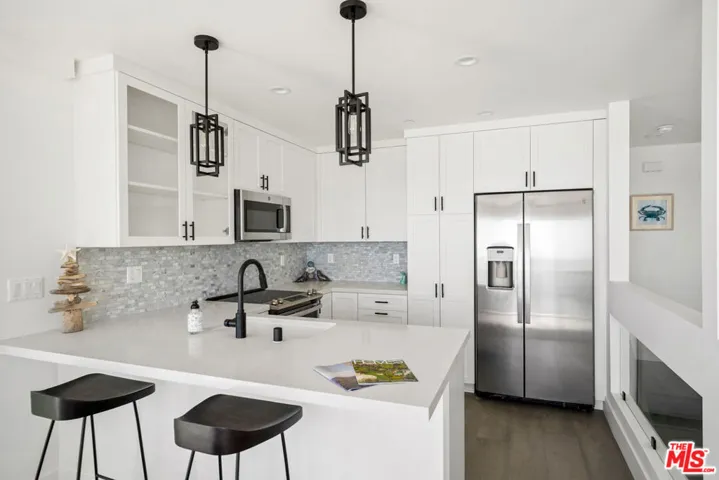 11838 Ebbtide Lane, Malibu, California 90265