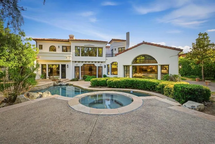 18325 Calle La Serra, Rancho Santa Fe, California 92091