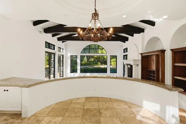 18325 Calle La Serra, Rancho Santa Fe, California 92091
