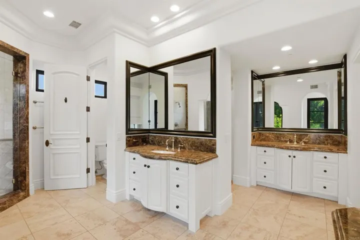 18325 Calle La Serra, Rancho Santa Fe, California 92091