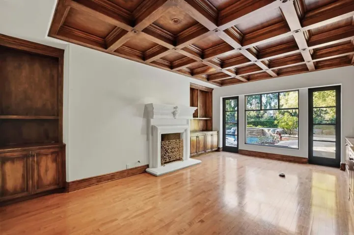 18325 Calle La Serra, Rancho Santa Fe, California 92091