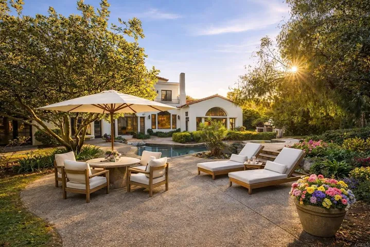 18325 Calle La Serra, Rancho Santa Fe, California 92091