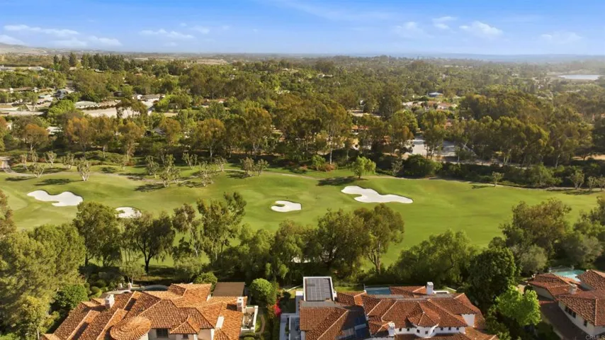 18325 Calle La Serra, Rancho Santa Fe, California 92091
