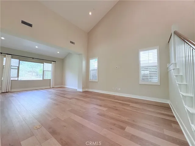 Living Room (High Ceiling)
