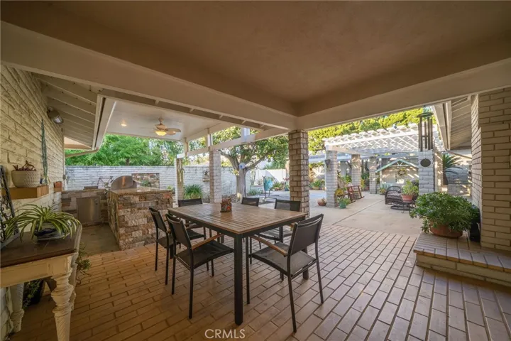 897 Ottawa Drive, Claremont, California 91711