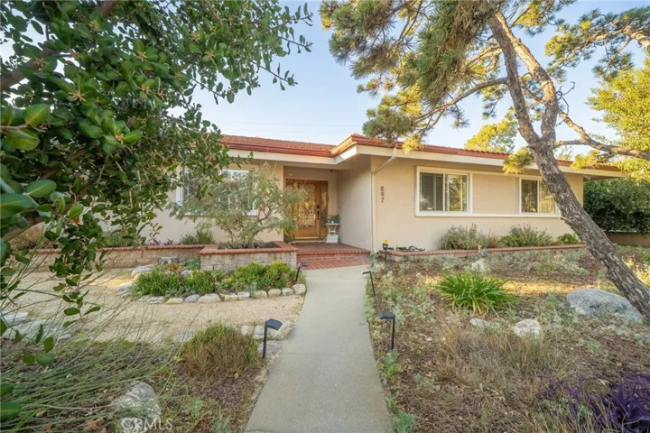897 Ottawa Drive, Claremont, California 91711