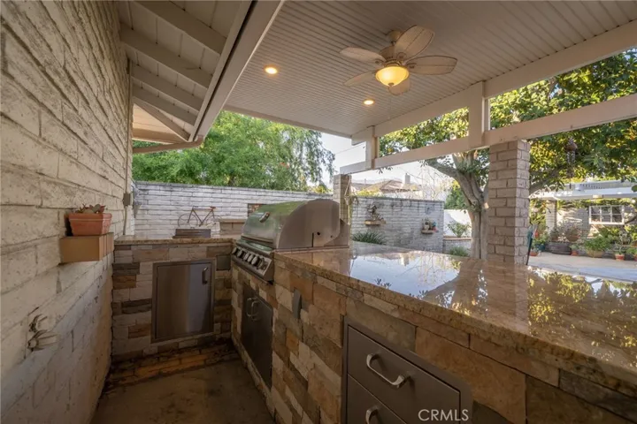 897 Ottawa Drive, Claremont, California 91711