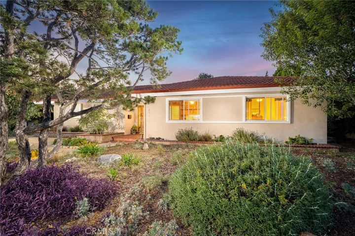 897 Ottawa Drive, Claremont, California 91711
