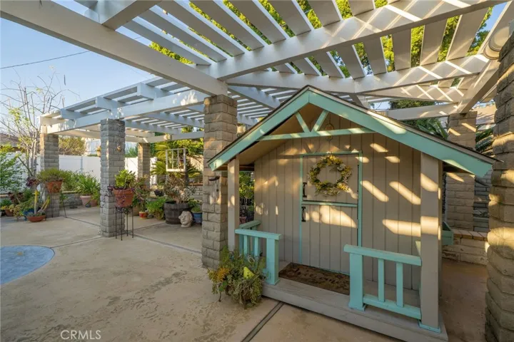 897 Ottawa Drive, Claremont, California 91711